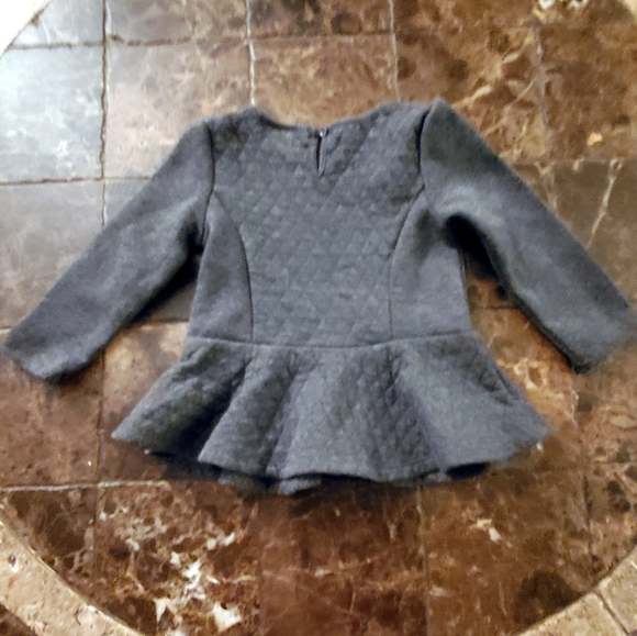5/25 Juicy Couture grey quilted gold zipper peplum top 24month - Picture 3 of 4